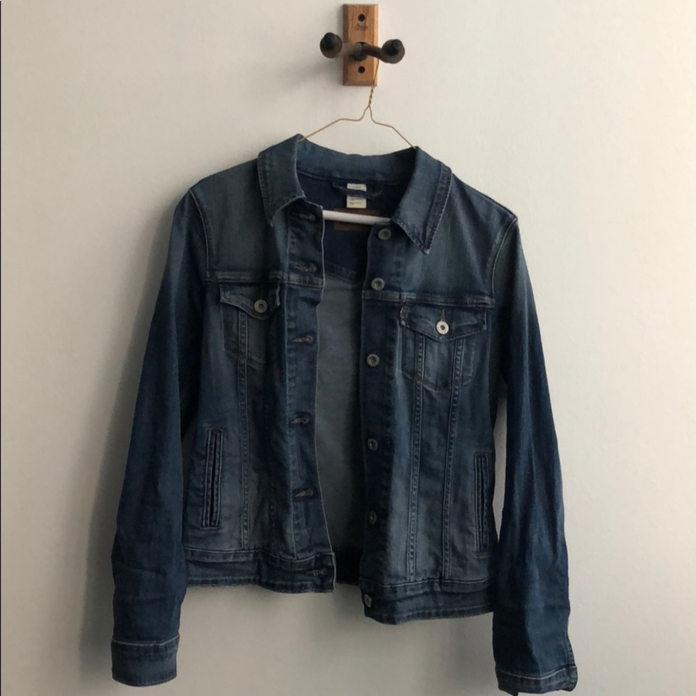 Levi’s denim jacket